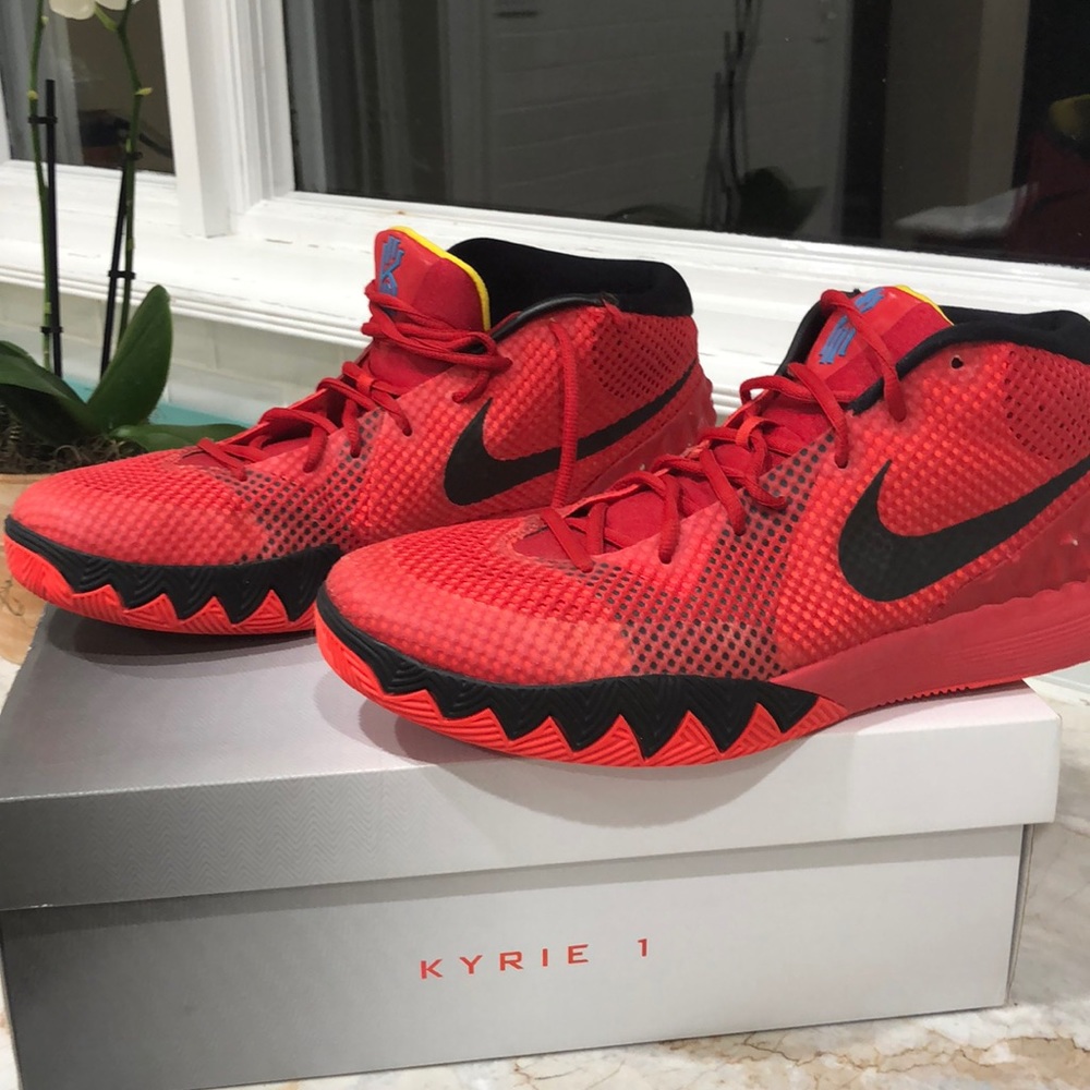 Kyrie 1 Red